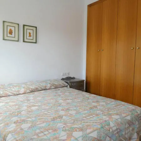 Rabdells Con Piscina Apartmán