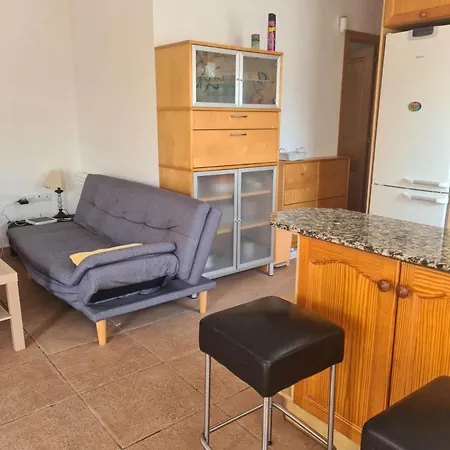 Rabdells Con Piscina Apartmán Oliva